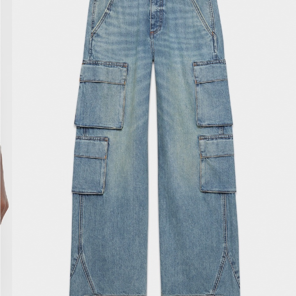 Aritzia Denim Forum The '90s Millie Hi-Rise Cargo Jean